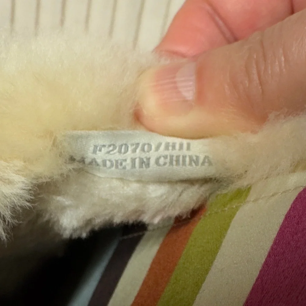 NWOT Coach Carra Women 7 Sand Tan Suede Shearling Slippers Signature C Charm Y2K